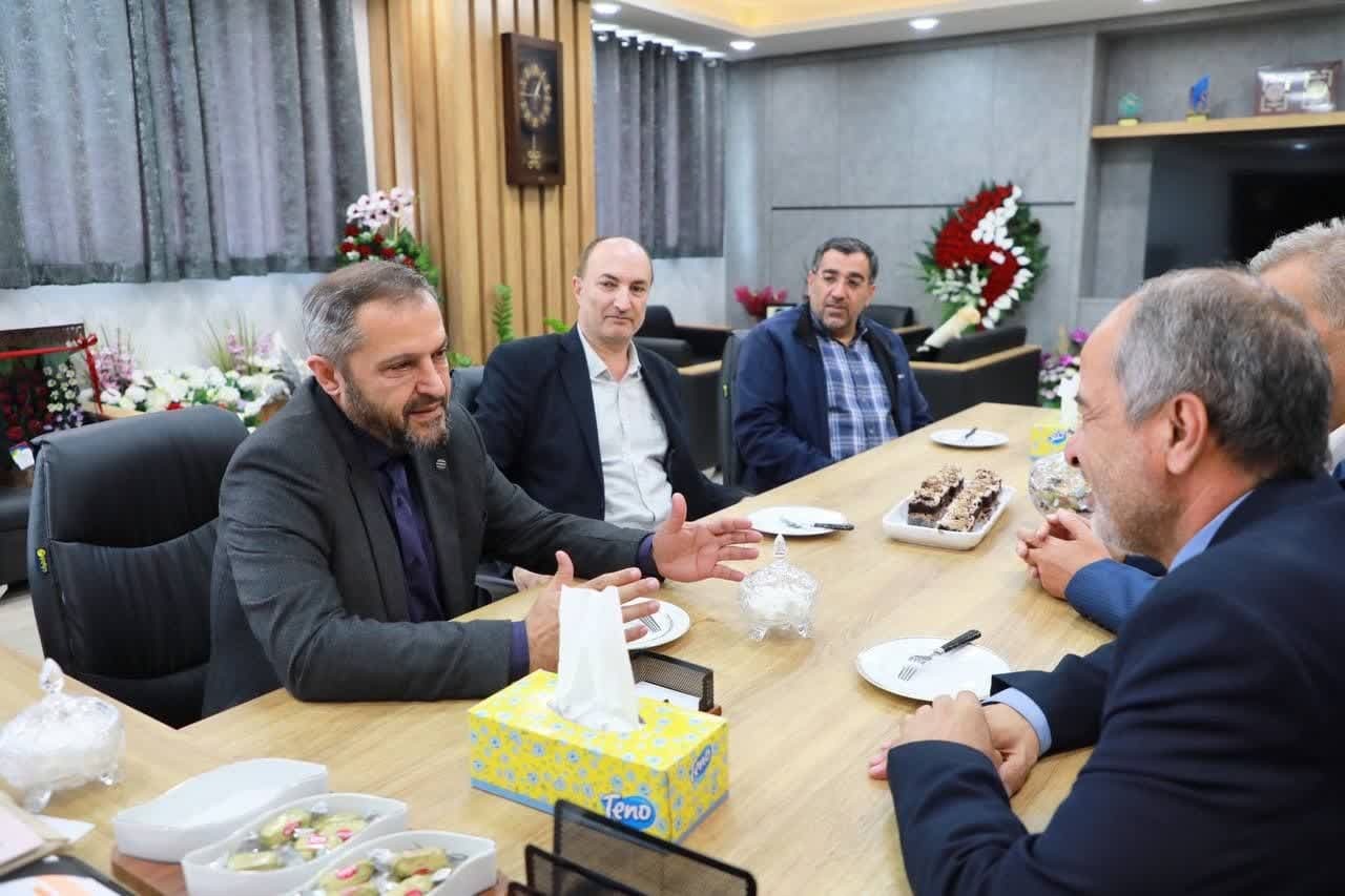 احصا اراضی مورد نیاز برای اجرای طرحهای مسکن در سلماس احصا اراضی مورد نیاز برای اجرای طرحهای مسکن در سلماس