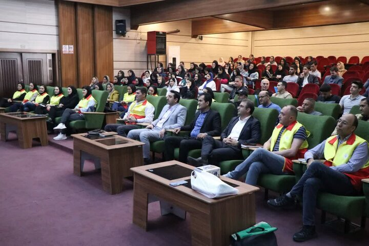 همایش یک روزه دانش افزایی منجیان غریق در ارومیه همایش یک روزه دانش افزایی منجیان غریق در ارومیه