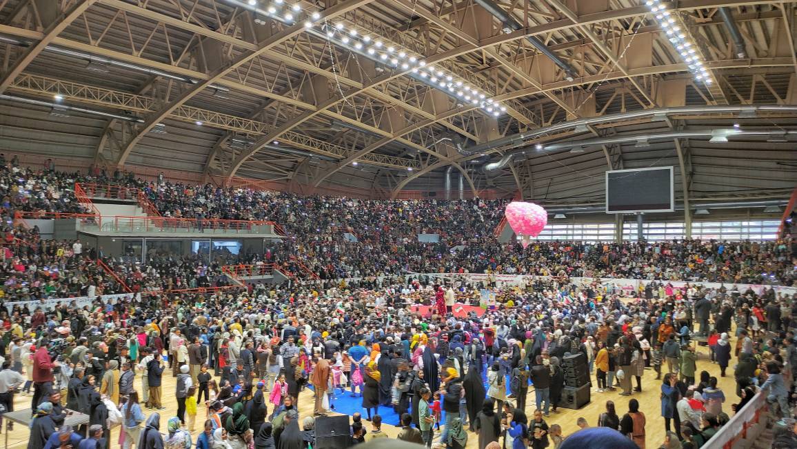 آغاز جشن بزرگ «مثل ستاره» در سنندج آغاز جشن بزرگ «مثل ستاره» در سنندج