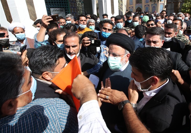 پرداخت ۲۸۱ میلیارد تومان تسهیلات و کمک بلاعوض رئیس جمهور به مردم خراسان جنوبی پرداخت ۲۸۱ میلیارد تومان تسهیلات و کمک بلاعوض رئیس جمهور به مردم خراسان جنوبی