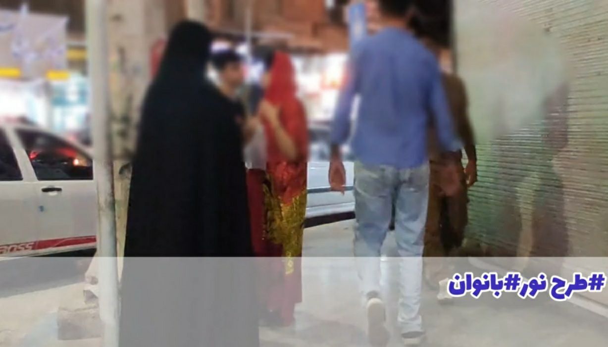 تقدیر پلیس از بانوان آبادانی تقدیر پلیس از بانوان آبادانی