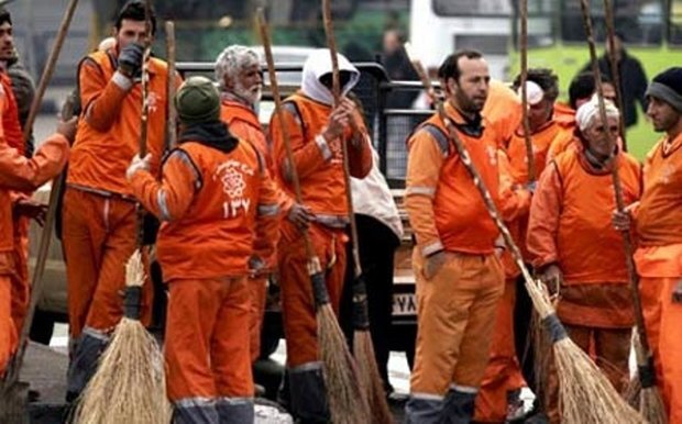 پیگیری حقوق قانونی کارگران شهرداری ارومیه با تشکیل شورای کارگران پیگیری حقوق قانونی کارگران شهرداری ارومیه با تشکیل شورای کارگران