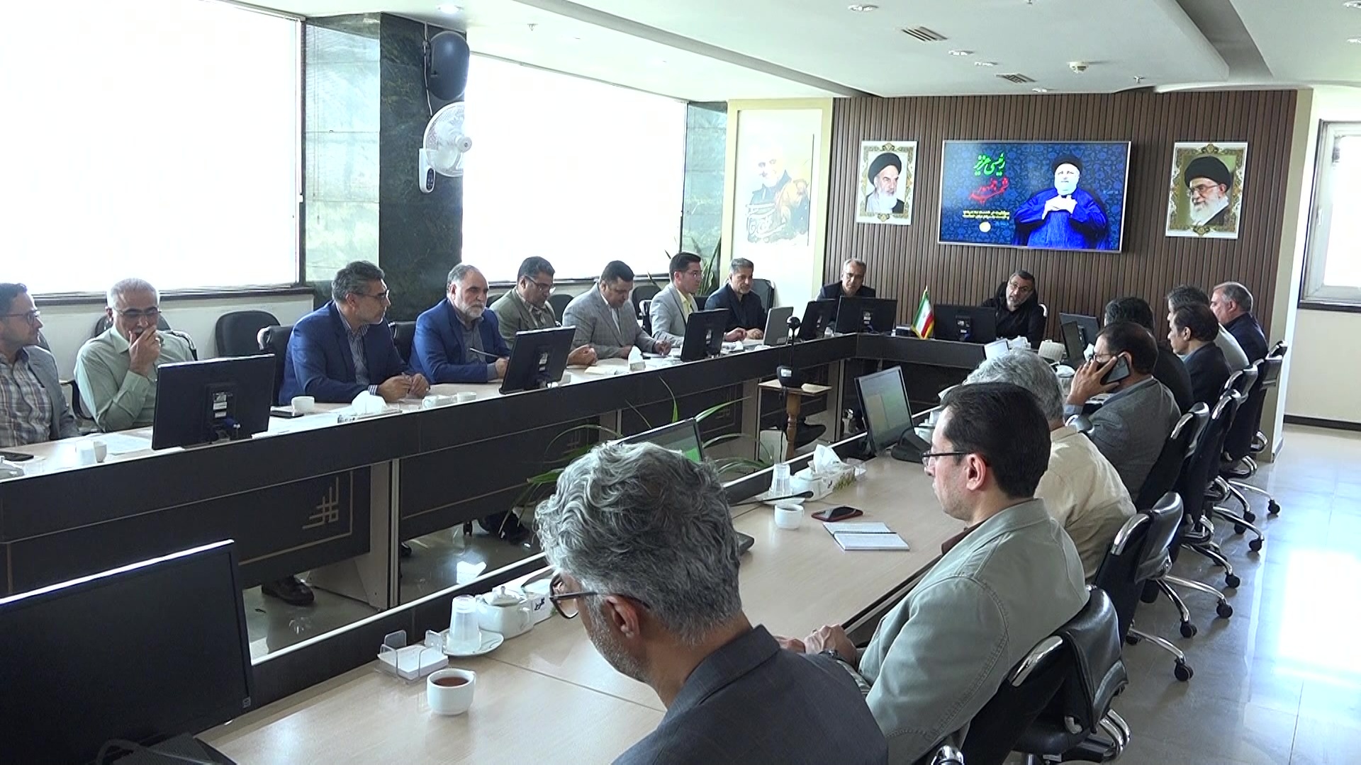 مدارس استثنایی، مجتمعهای بین راهی و پایانهی مسافربری، هرچه زودتر مناسب سازی شوند. مدارس استثنایی، مجتمعهای بین راهی و پایانهی مسافربری، هرچه زودتر مناسب سازی شوند.