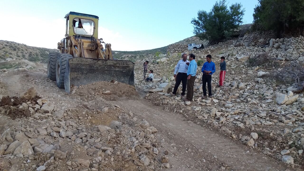 مرمت 2000 کیلومتر ایل راه در خراسان جنوبی مرمت 2000 کیلومتر ایل راه در خراسان جنوبی