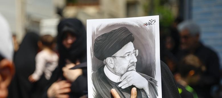 فراخوان جشنواره فیلم فجر برای «جایزه شهید جمهور» فراخوان جشنواره فیلم فجر برای «جایزه شهید جمهور»