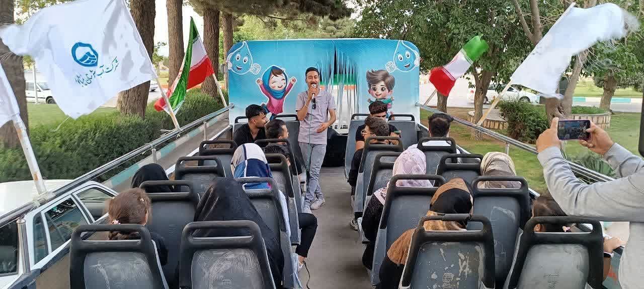 اولین «اتوبوس آبی» کشور در نیشابور به حرکت درآمد