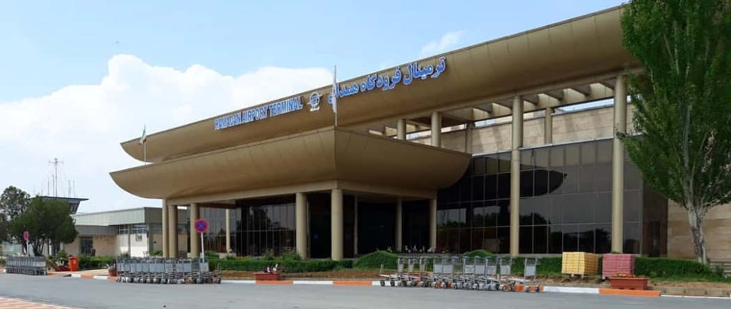 انجام نخستین پرواز زائران سرزمین وحی از فرودگاه همدان