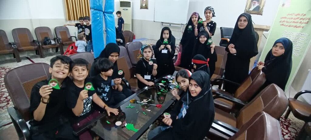 ویژه برنامه رویش درمحفل کودکان عاشورایی ویژه برنامه رویش درمحفل کودکان عاشورایی