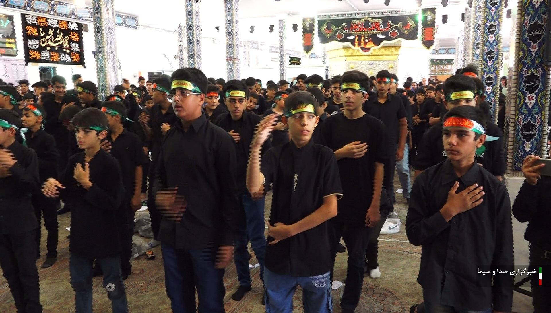 برگزاری سوگواره اَحلی مِنَ العَسل در خراسان جنوبی برگزاری سوگواره اَحلی مِنَ العَسل در خراسان جنوبی