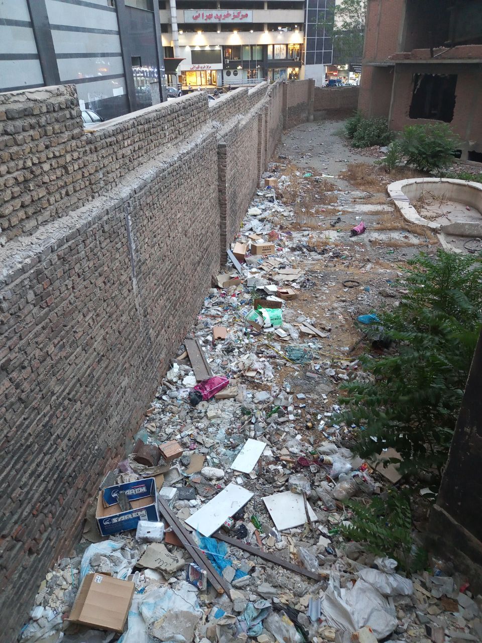 وضعیت اسفبار خدمت رسانی درناحیه ۵ منطقه ۵ تهران وضعیت اسفبار خدمت رسانی درناحیه ۵ منطقه ۵ تهران