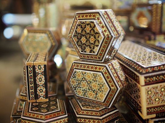 صادرات ۲ و نیم میلیون دلار صنایعدستی از فارس صادرات ۲ و نیم میلیون دلار صنایعدستی از فارس