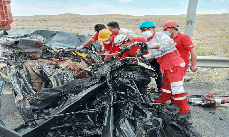 امدادرسانی امدادگران هلال احمر خراسان جنوبی در ۳۷۰ حادثه امدادرسانی امدادگران هلال احمر خراسان جنوبی در ۳۷۰ حادثه