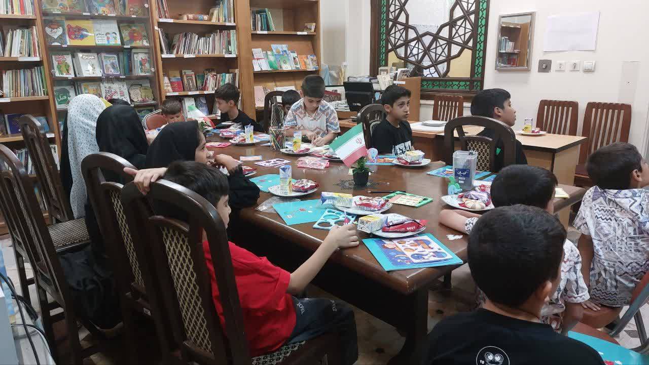 حضور کودکان مؤسسه خیریه قرچک در زنگ کتاب حرم مطهر رضوی حضور کودکان مؤسسه خیریه قرچک در زنگ کتاب حرم مطهر رضوی