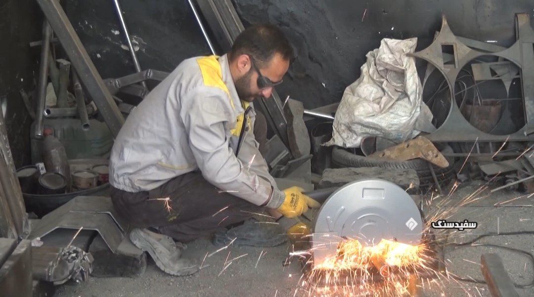 کارآفرینی فریمانی ادوات کشاورزی تولید کرد کارآفرینی فریمانی ادوات کشاورزی تولید کرد