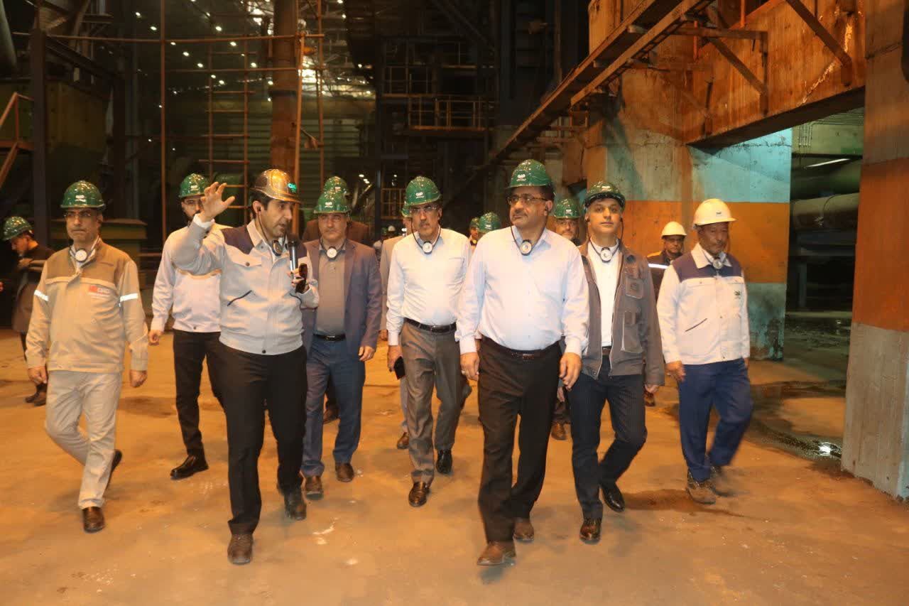 لزوم خلع ید از سرمایهگذاران غیر فعال محدوده های معدنی لزوم خلع ید از سرمایهگذاران غیر فعال محدوده های معدنی