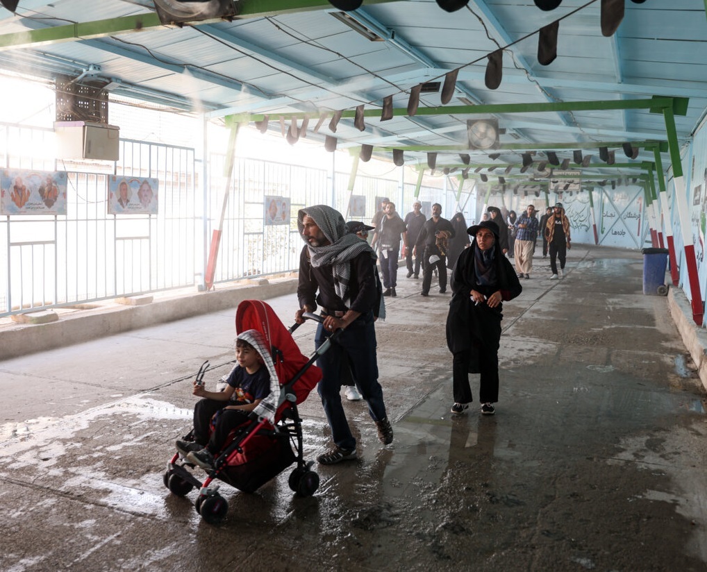 سایه مهربانی بر سر زائران سایه مهربانی بر سر زائران