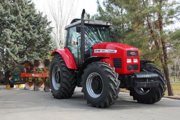 تکذیب فروش اقساطی تراکتور در کلات