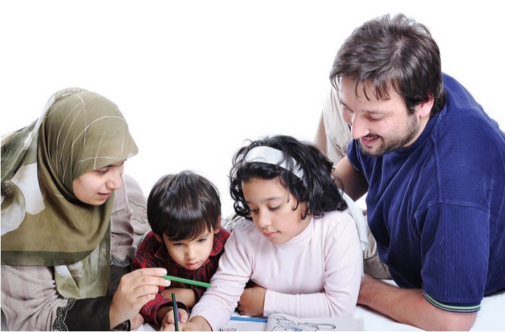 والدین چگونه میتوانند به امنیت فرزندانشان در فضای مجازی کمک کنند؟ والدین چگونه میتوانند به امنیت فرزندانشان در فضای مجازی کمک کنند؟