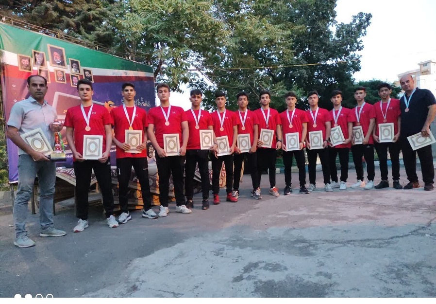 درخشش دانش آموزان پسر فارس در مسابقات هندبال کشور درخشش دانش آموزان پسر فارس در مسابقات هندبال کشور