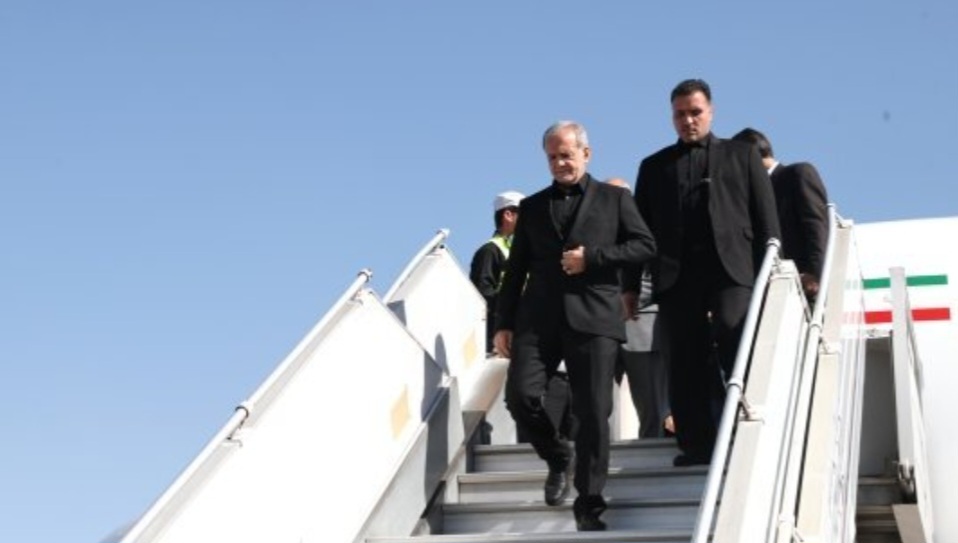 رئیسجمهور وارد مشهد شد رئیسجمهور وارد مشهد شد