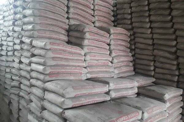 نگرانی مردم شهر اهر از بازار آشفته سیمان نگرانی مردم شهر اهر از بازار آشفته سیمان