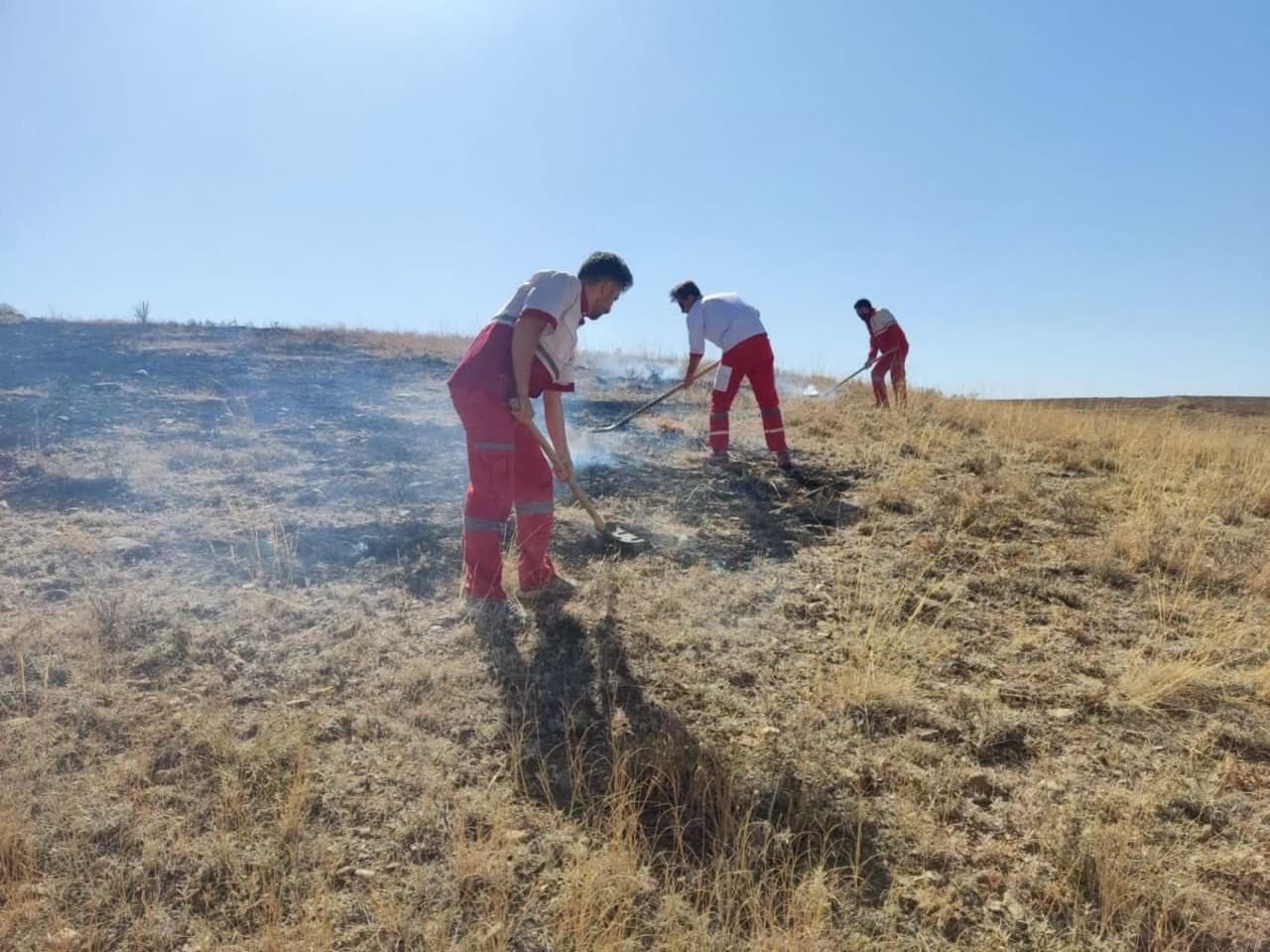 تکرار حادثه آتش سوزی در مراتع تکاب در کمتر از ۲۴ ساعت تکرار حادثه آتش سوزی در مراتع تکاب در کمتر از ۲۴ ساعت