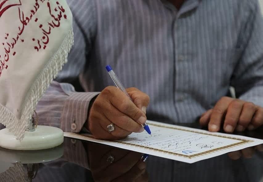 کمک آزاده یزدی به آزادی زندانیان غیر عمد کمک آزاده یزدی به آزادی زندانیان غیر عمد