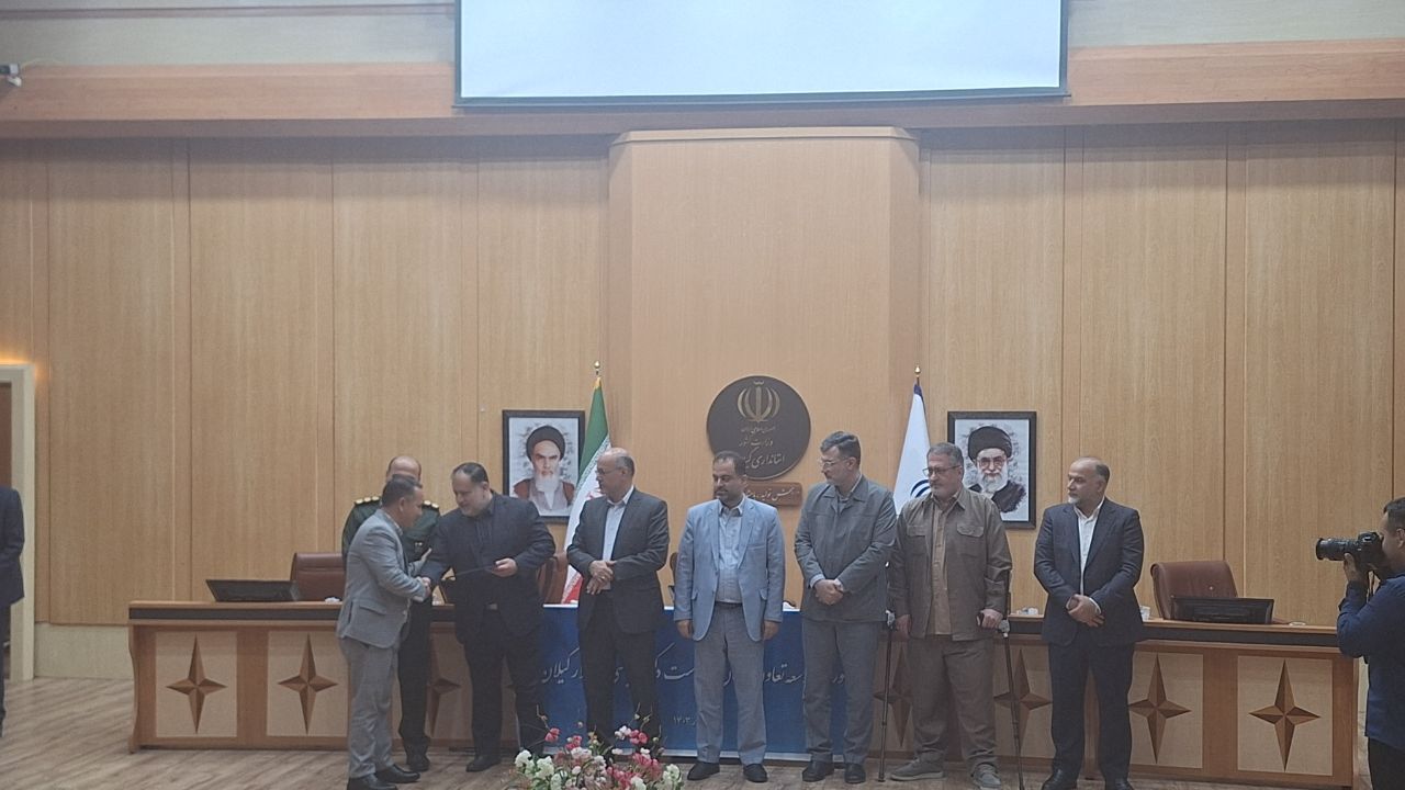 بهره گیری از ظرفیتهای بخش تعاون برای رونق اقتصاد بهره گیری از ظرفیتهای بخش تعاون برای رونق اقتصاد