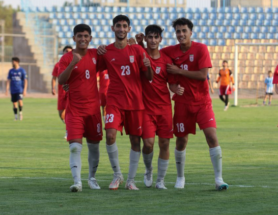 برتری نوجوانان فوتبال ایران مقابل امیدهای گلگهر * برتری نوجوانان فوتبال ایران مقابل امیدهای گلگهر *