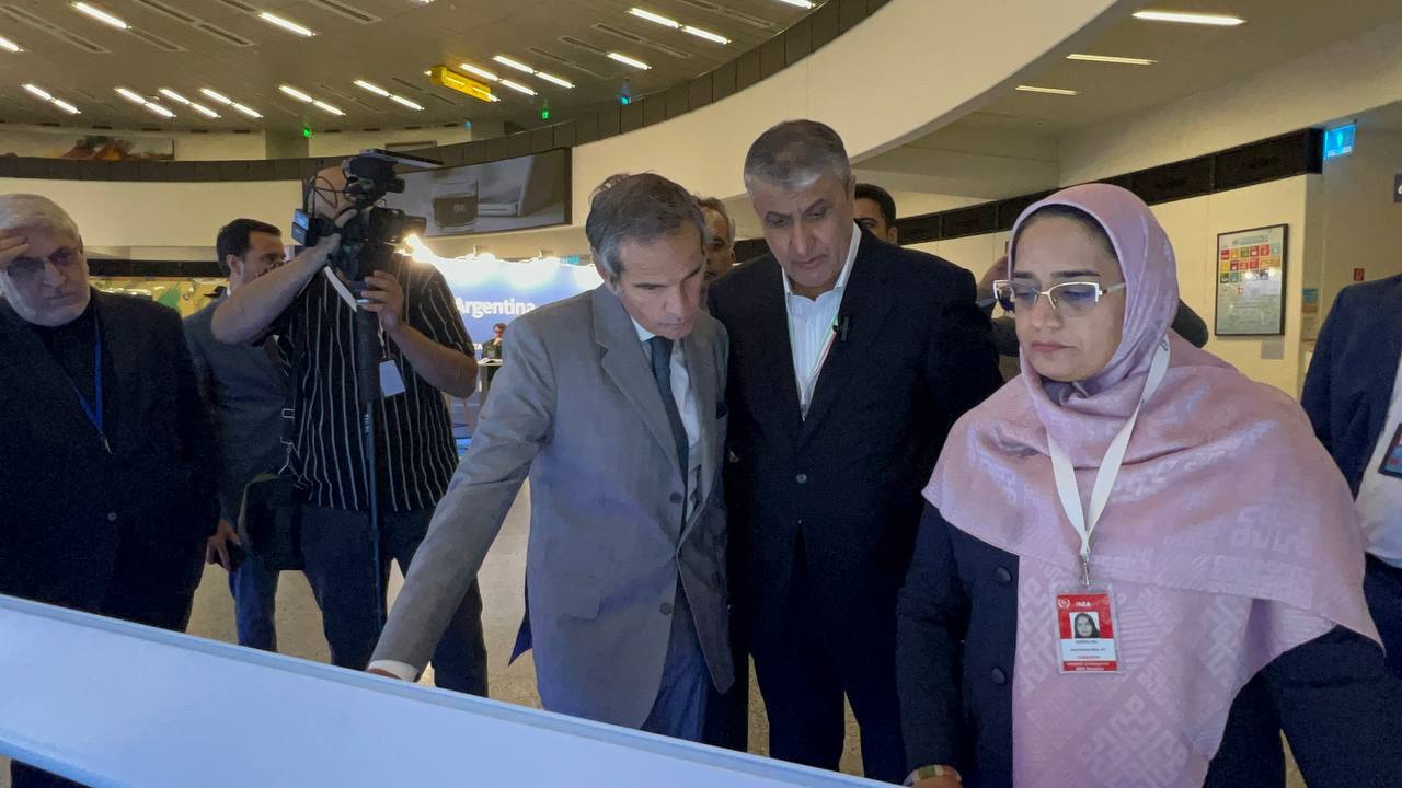 بازدید گروسی از دستاوردهای هستهای ایران بازدید گروسی از دستاوردهای هستهای ایران