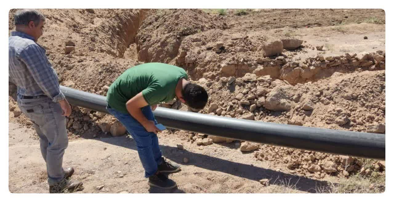 اجرای طرح انتقال آب به طول ۱۵۰۰ متر در خواف اجرای طرح انتقال آب به طول ۱۵۰۰ متر در خواف