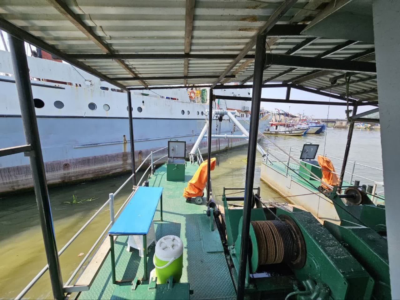 آغاز عملیات لایروبی تنها بندر فعال صیادی گیلان آغاز عملیات لایروبی تنها بندر فعال صیادی گیلان