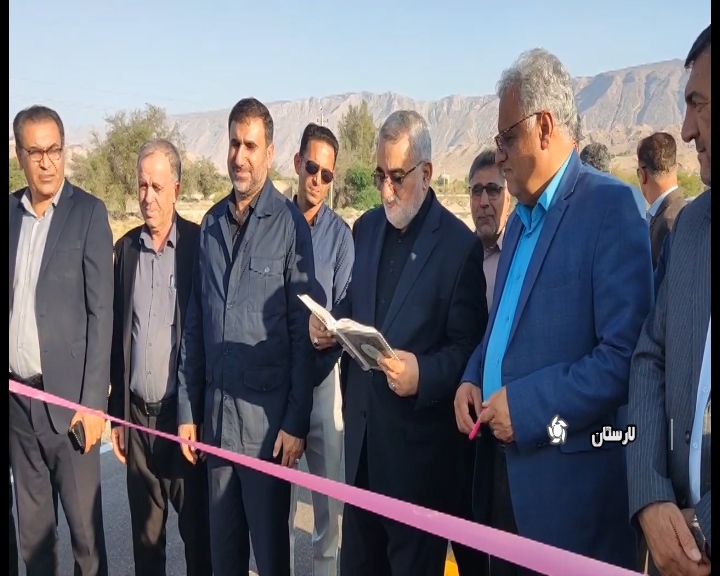 افتتاح طرح‌های عمرانی، خدماتی در لارستان