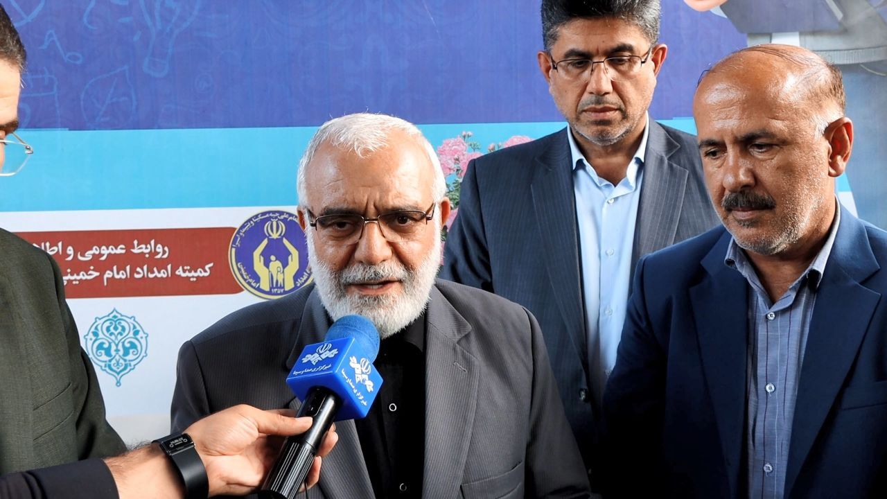 آئین نمادین توزیع ۲۵ هزار بسته تحصیلی در سیاهکل آئین نمادین توزیع ۲۵ هزار بسته تحصیلی در سیاهکل