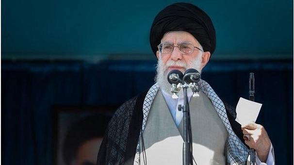 در پاسخ به جنایات صهیونیستها نه تعلل میکنیم نه شتابزده میشویم در پاسخ به جنایات صهیونیستها نه تعلل میکنیم نه شتابزده میشویم