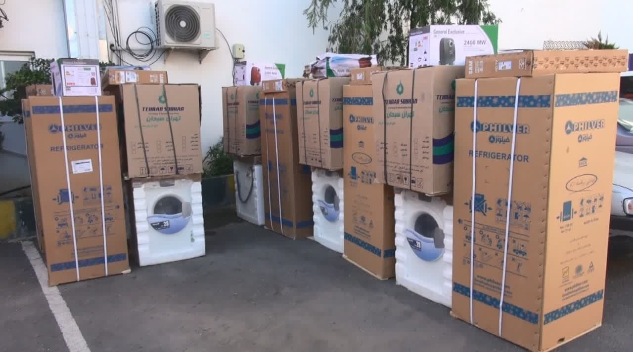 توزیع ۱۰ سری جهیزیه بین نوعروسان در عباسآباد توزیع ۱۰ سری جهیزیه بین نوعروسان در عباسآباد