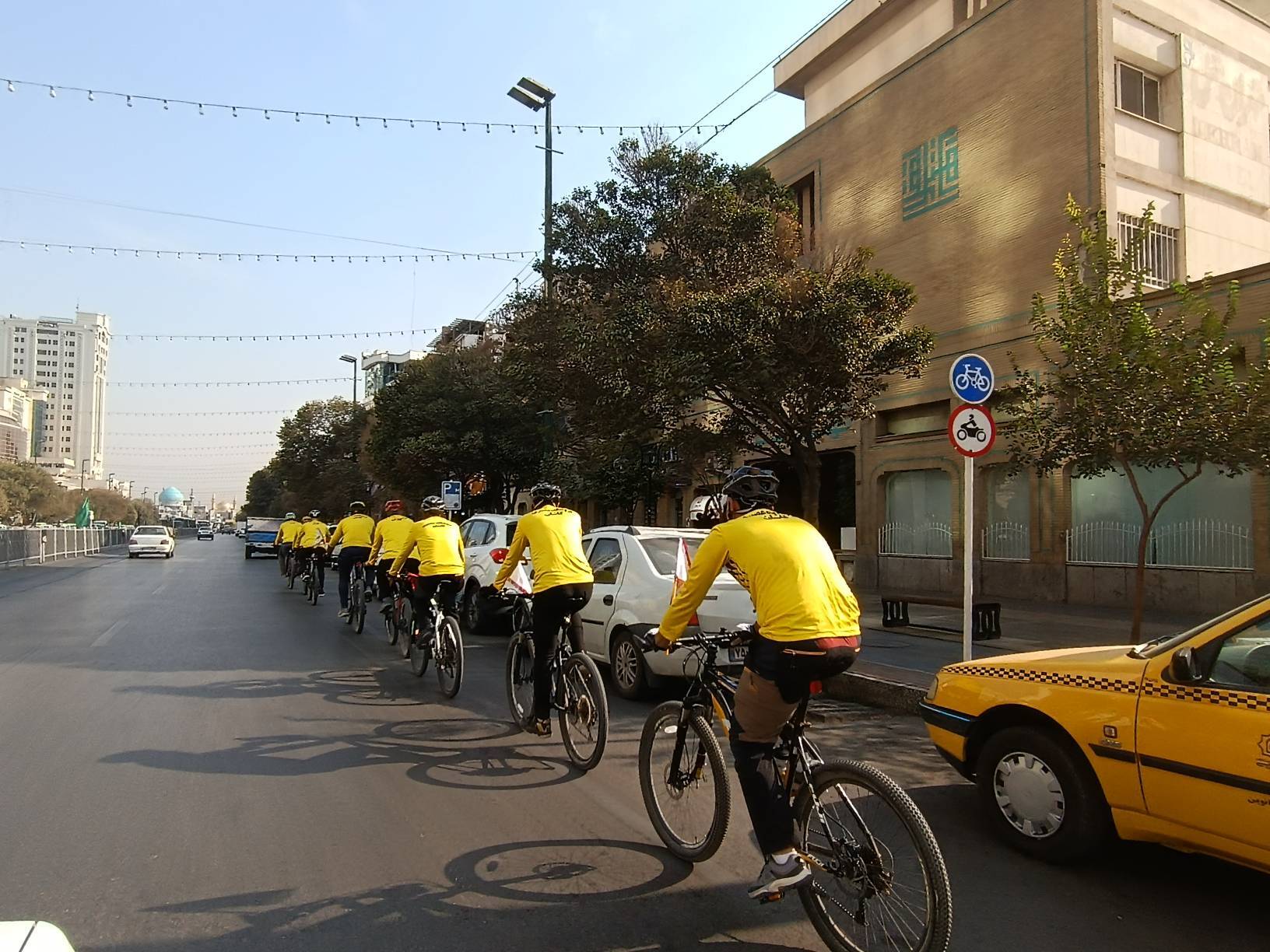 ورود کاروان دوچرخه سواری سفیران سلامت کاشان به مشهد ورود کاروان دوچرخه سواری سفیران سلامت کاشان به مشهد