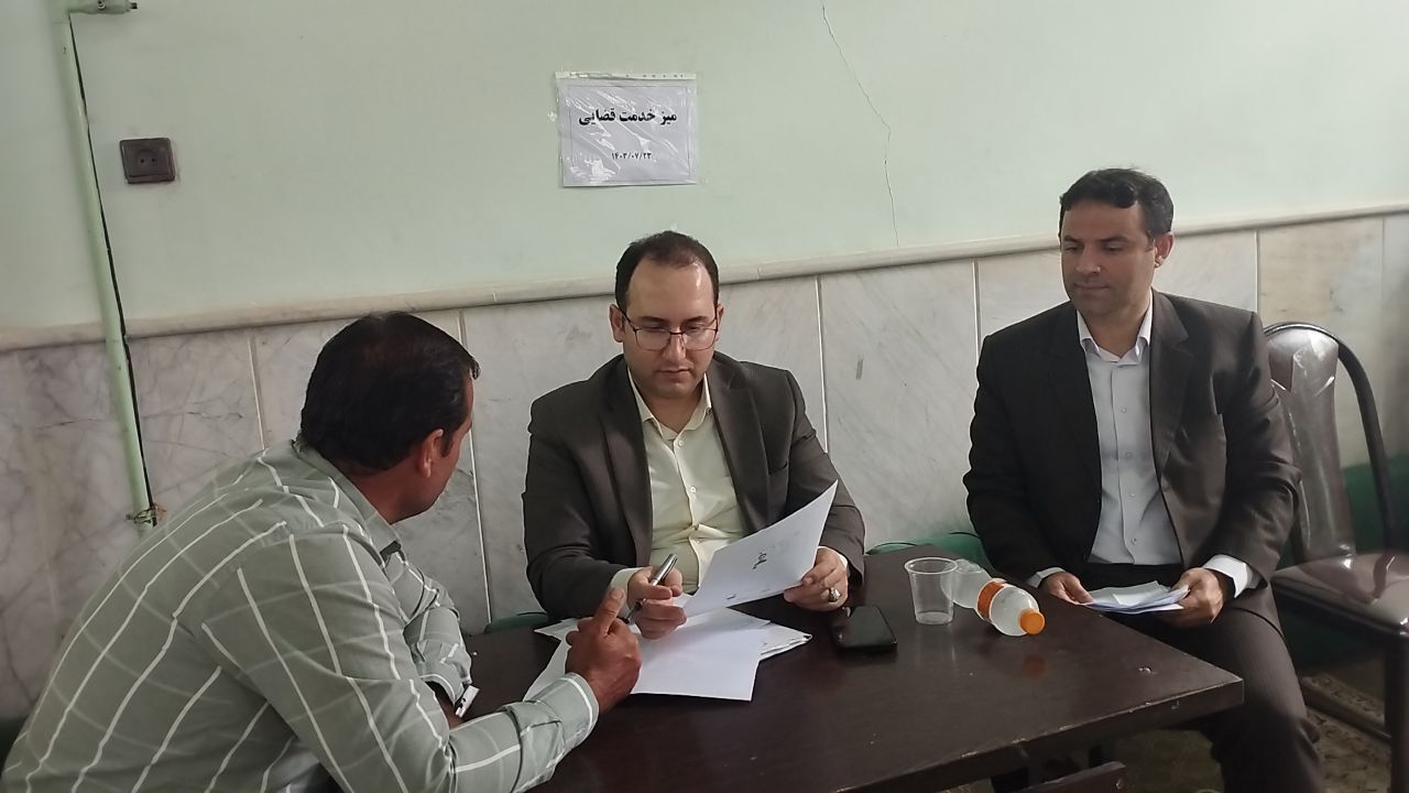 میز خدمت دادگستری در یکی از محلات رودبار