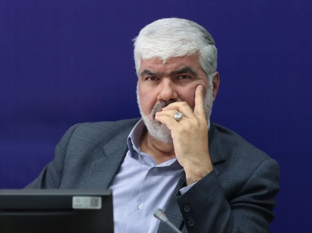پرداخت حق و حقوق پرسنل زحمتکش شهرداری ارومیه انتظار و اولویت اول کمیسیون است پرداخت حق و حقوق پرسنل زحمتکش شهرداری ارومیه انتظار و اولویت اول کمیسیون است