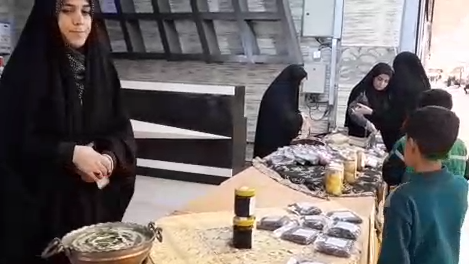 فروش محصولات خانگی در شاندیز با هدف کمک به جبهه مقاومت فروش محصولات خانگی در شاندیز با هدف کمک به جبهه مقاومت