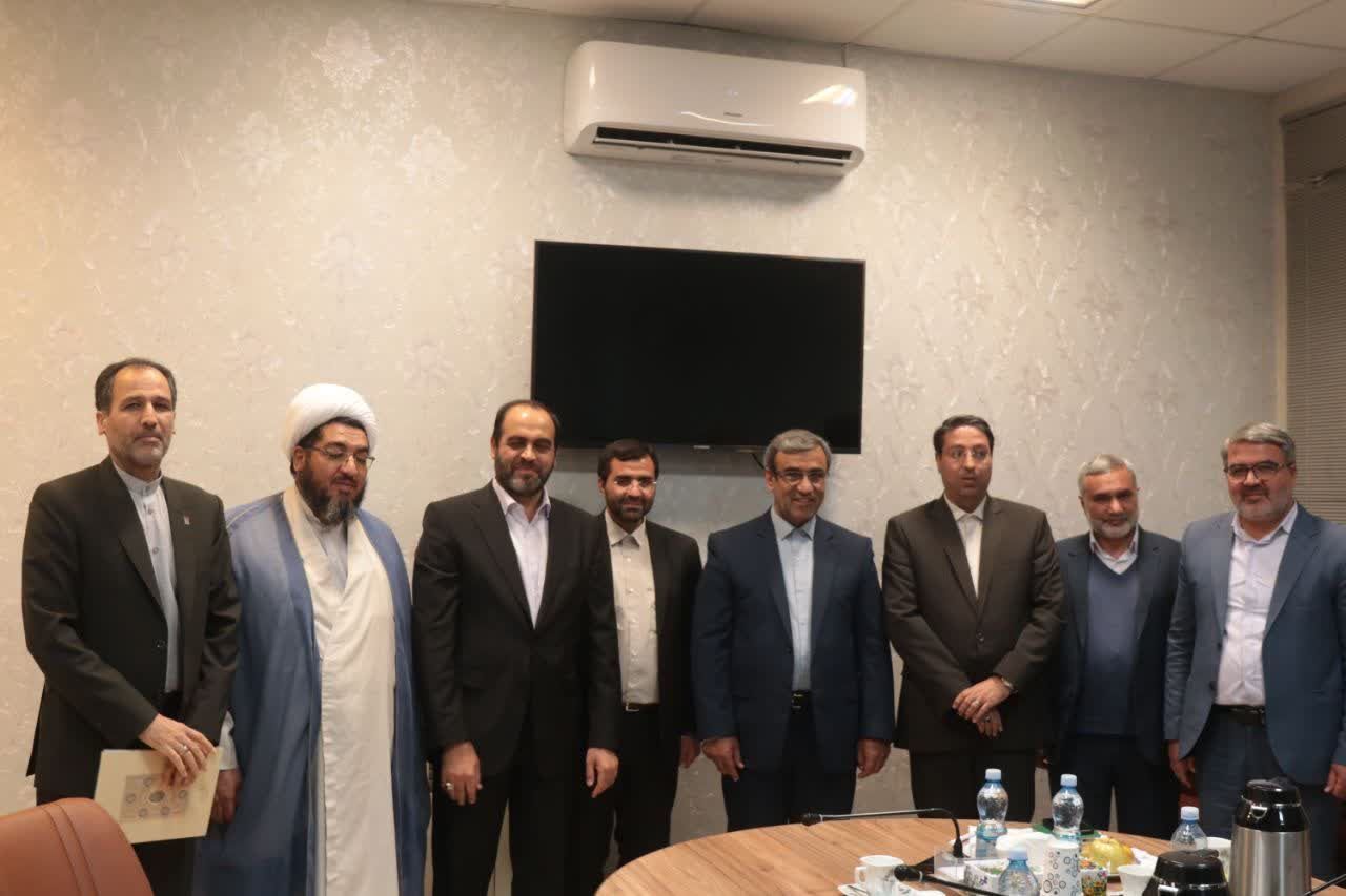 امضای تفاهم نامه ساخت مجتمع ورزشی در فیروزه