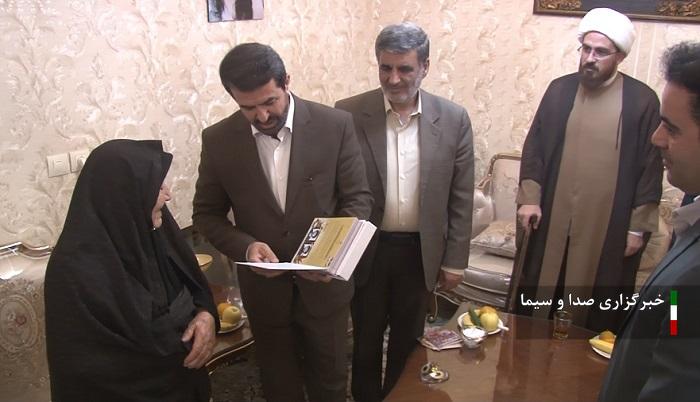 دیدار استاندار همدان با خانواده شهیدان و ایثارگران