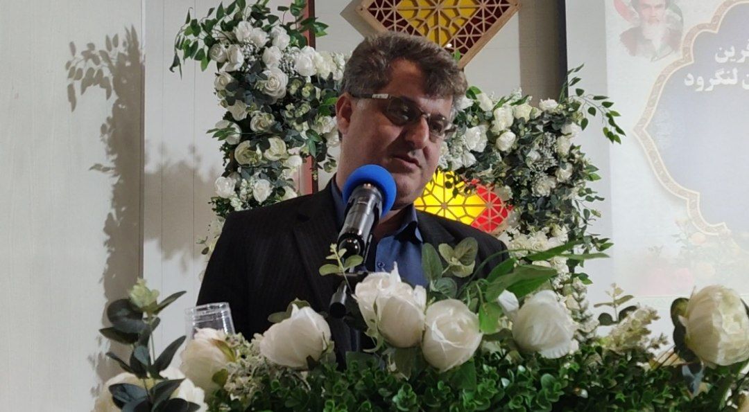 تجلیل از دانش آموزان نخبه شهرستان لنگرود