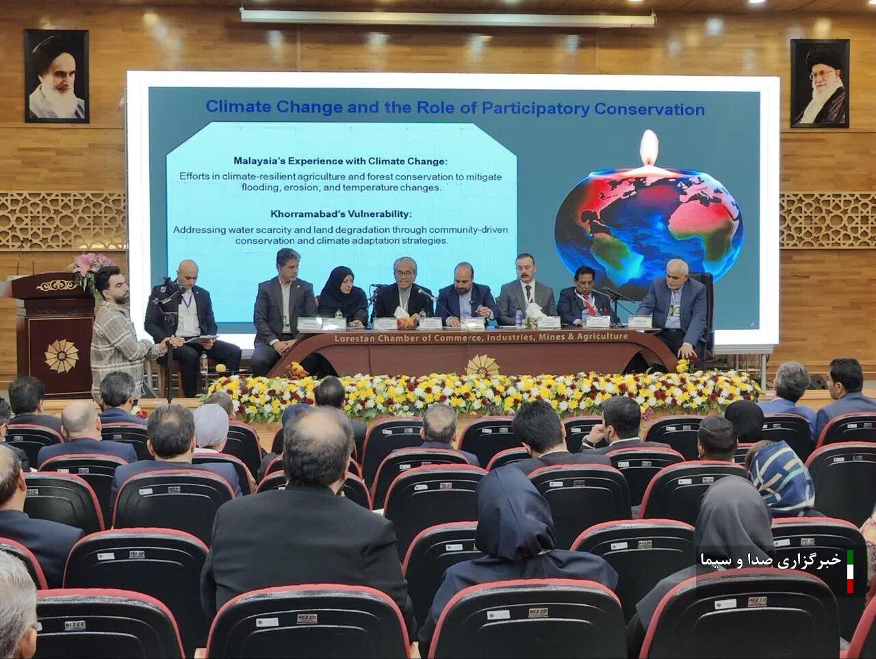 دولتها قادر به سرمایه گذاری برای رفع ابرچالشهای زیست محیطی نیستند دولتها قادر به سرمایه گذاری برای رفع ابرچالشهای زیست محیطی نیستند