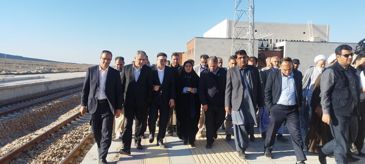 آغاز ریل گذاری راهآهن چابهار - زاهدان محدوده خاش تا ایرانشهر آغاز ریل گذاری راهآهن چابهار - زاهدان محدوده خاش تا ایرانشهر