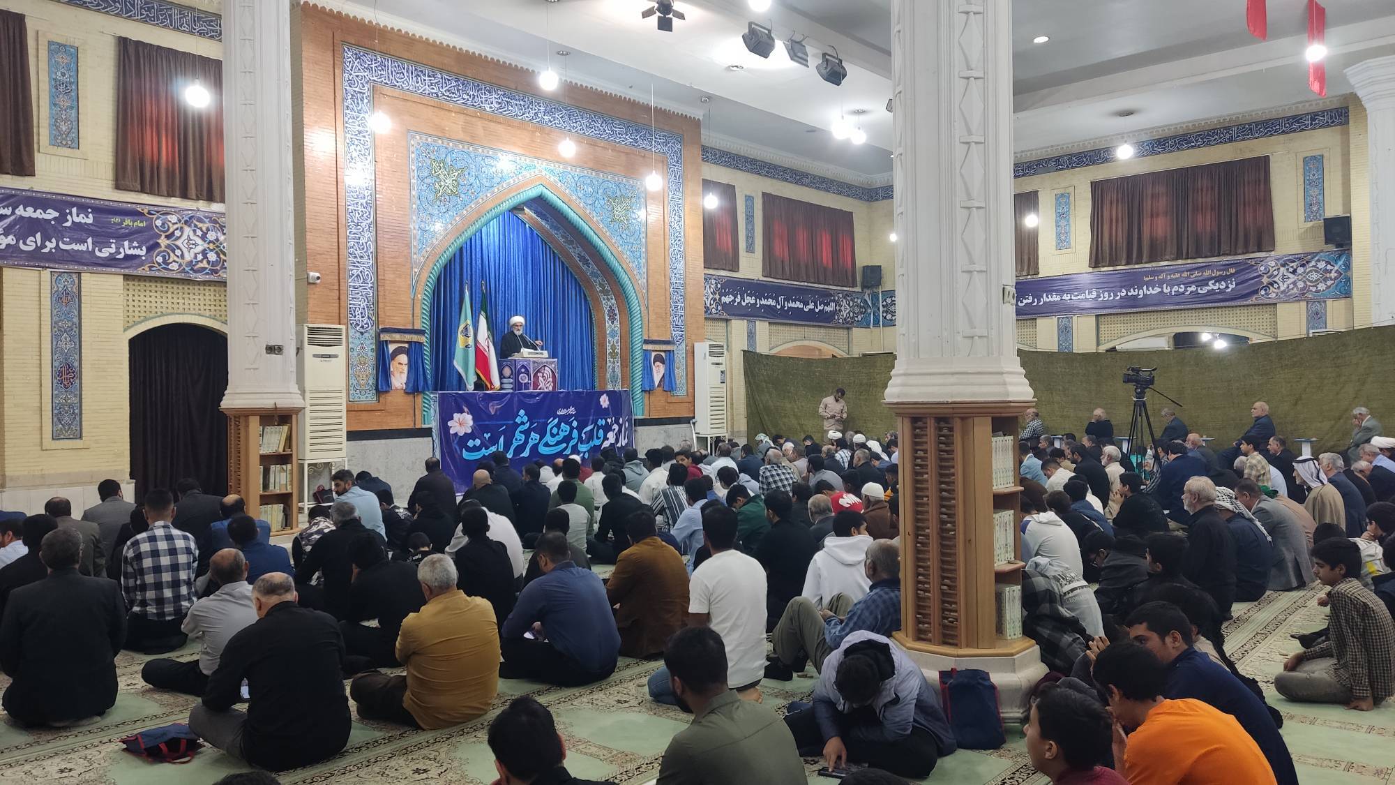 بصیرت، محور حرکت دانشجویان انقلابی بصیرت، محور حرکت دانشجویان انقلابی