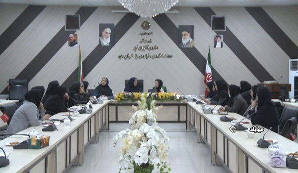 اعلام برنامههای هفته گرامیداشت زن و روز مادر در مهاباد اعلام برنامههای هفته گرامیداشت زن و روز مادر در مهاباد