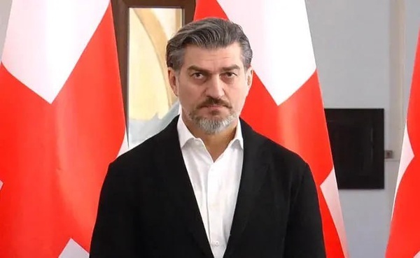 مهاجم سابق منچسترسیتی، رئیسجمهور گرجستان شد مهاجم سابق منچسترسیتی، رئیسجمهور گرجستان شد
