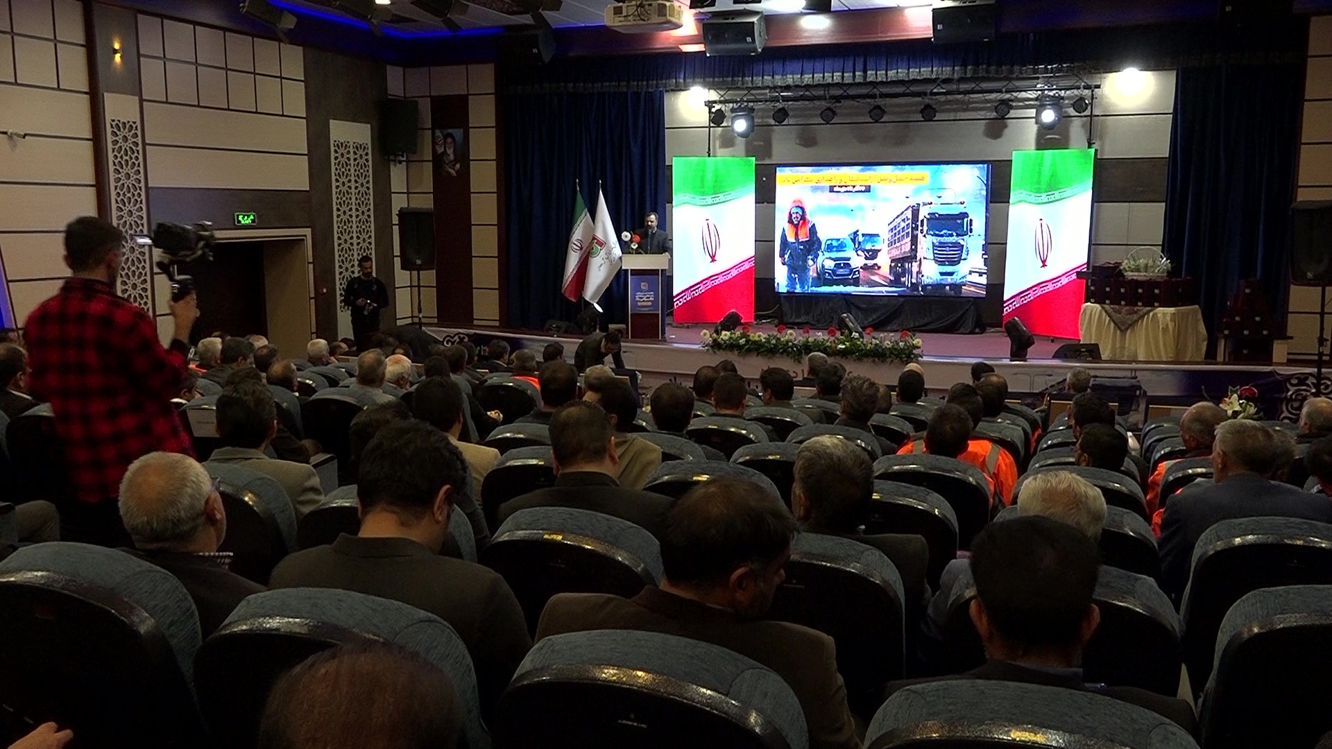 قدردانی از سربازان خط مقدم جاده قدردانی از سربازان خط مقدم جاده