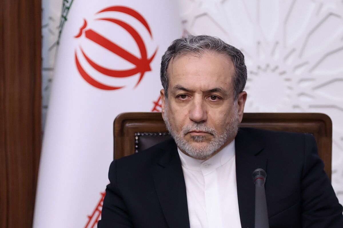 عراقچی: اصولاً چیزی به نام گزینه نظامی وجود ندارد